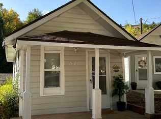 517 Canon Ave, Manitou Springs, CO 80829