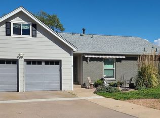 701 Meadow Ln, White Rock, NM 87544