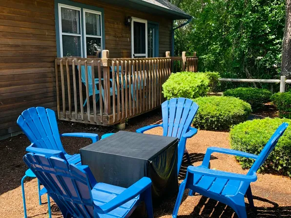 109 Seaview Avenue #9, South Yarmouth, MA 02664