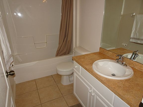 4th image of 3701 Hanna Ave N