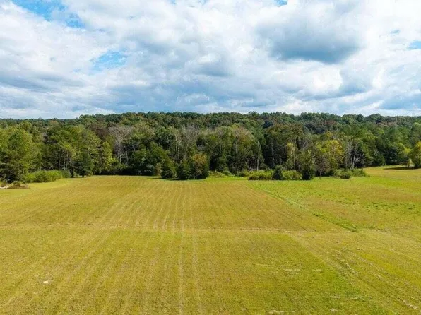 1 Benton Station Rd, Benton, TN 37307