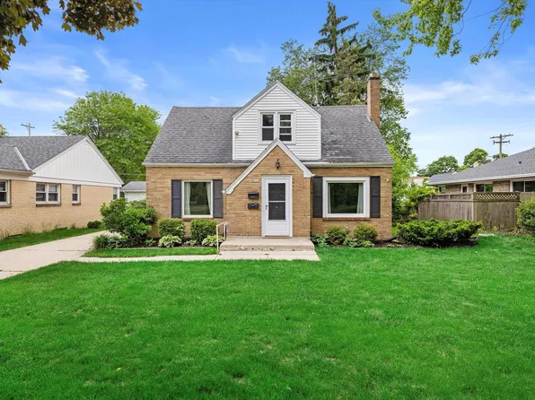 8309 West Cleveland AVENUE, West Allis, WI 53219