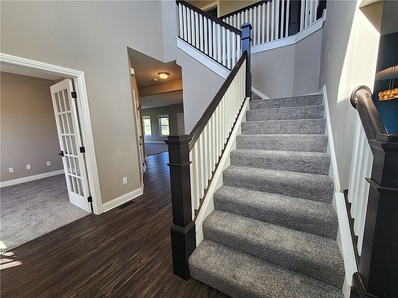 3rd image of 7441 Dodson Rd