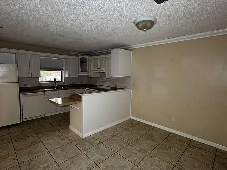 1302 Nebraska Ave #6A — Photo 7