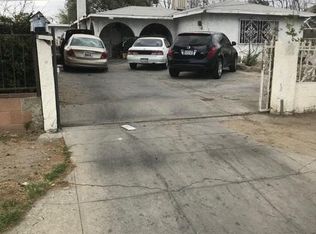 10611 Cantara St, Sun Valley, CA 91352