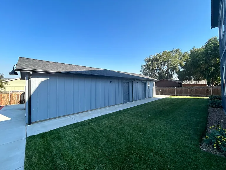 2800 SW 23rd St — Photo 12