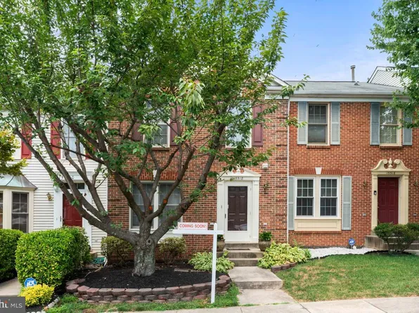 15518 Travailer Ct, Woodbridge, VA 22193