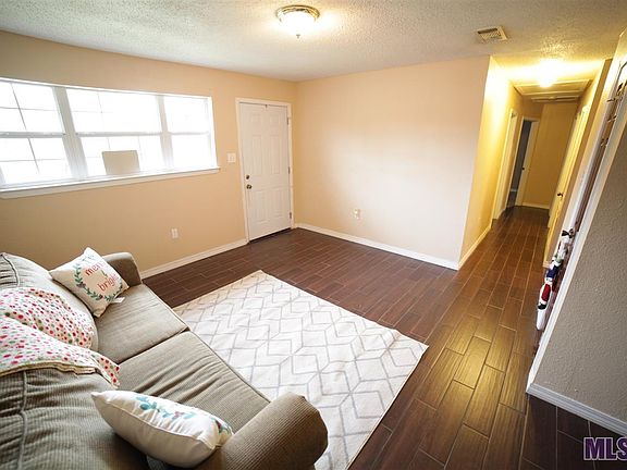 3rd image of 4406 Heath Dr