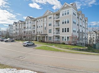 11 Morgan Dr UNIT 209, Natick, MA 01760