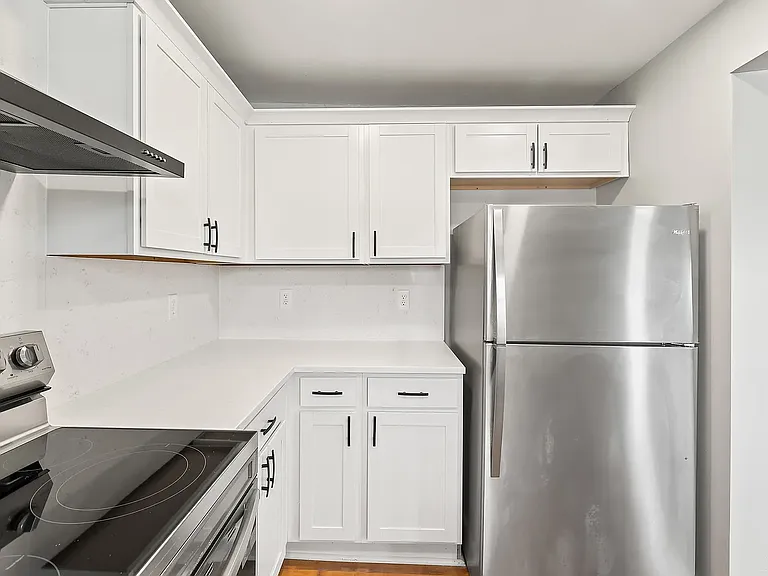 834 Elmwood Ave #2 — Photo 11