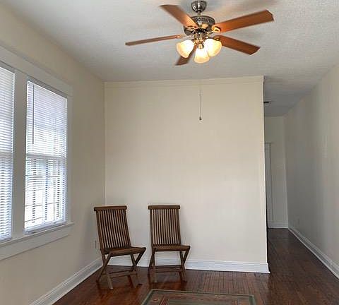 5th image of 4925 Magnolia St