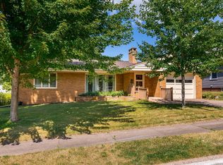 291 Burnside Ave, Muscatine, IA 52761