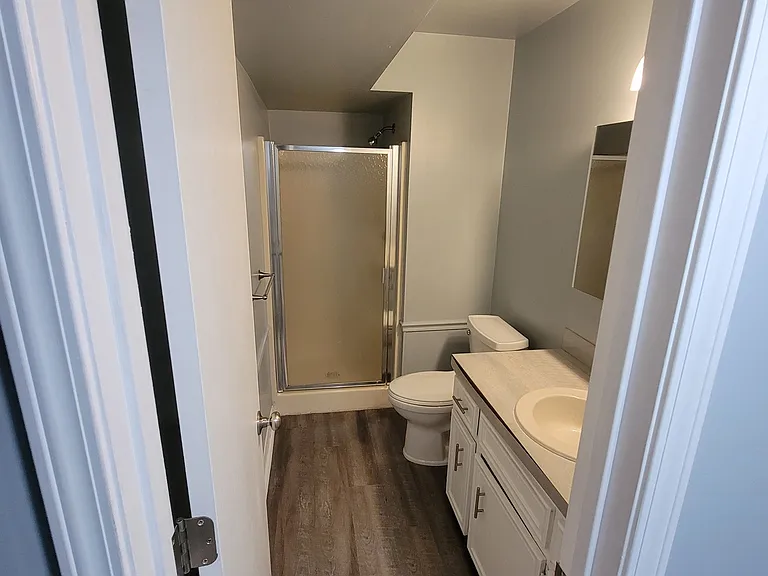 2128 Breton Rd SE — Photo 22
