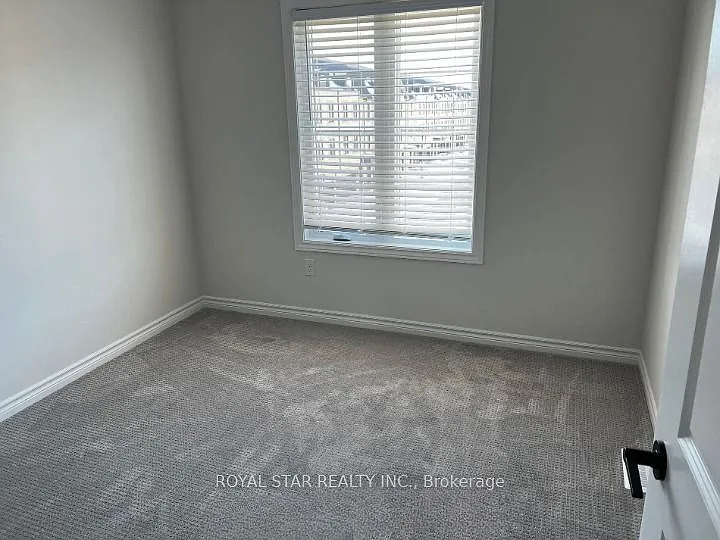 2529 Meadowlands Way #32 — Photo 14