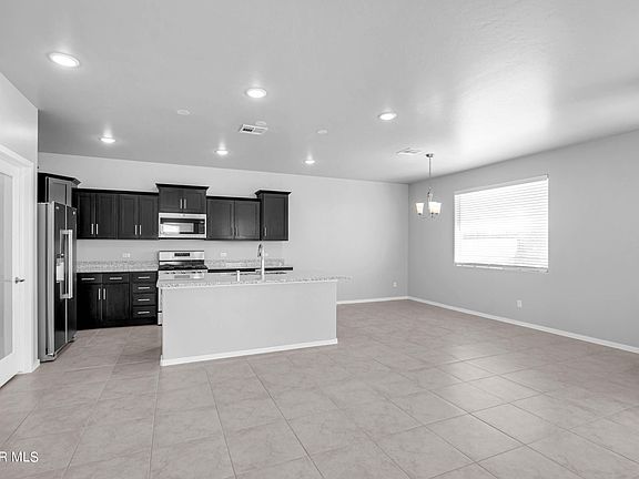 4th image of 13716 Harbottle St