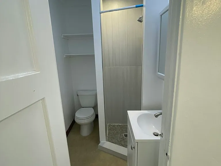 732 Ventura Pl #7 — Photo 15