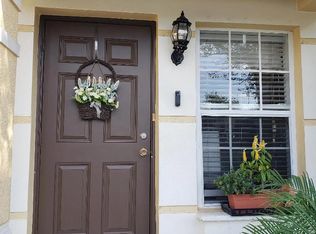 8505 Trail Wind Dr, Tampa, FL 33647
