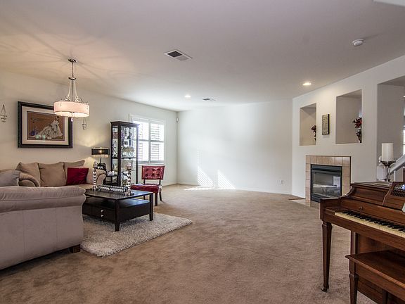 Formal Dining Area in Back