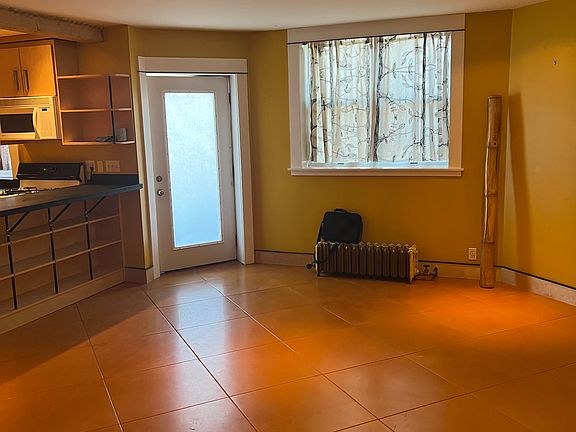 4th image of 1021 N 5th St Unit 4
