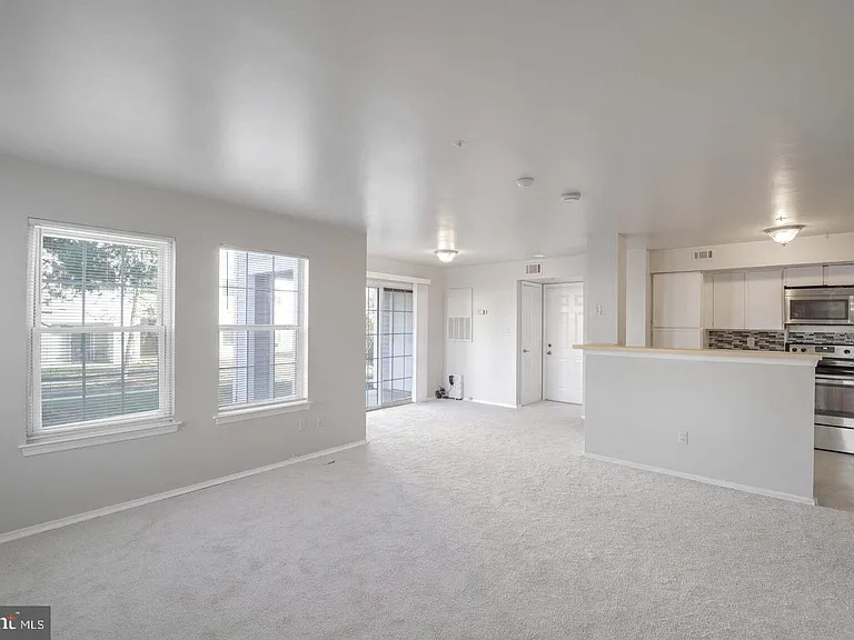 14000 Lord Marlborough Pl #181 — Photo 6