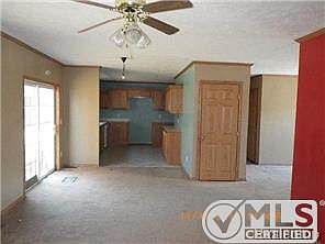 3rd image of 2922 Carpenter Ct