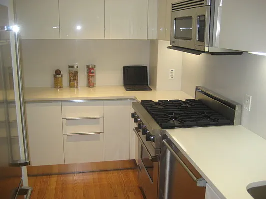 Rented by W Develop Group | media 8