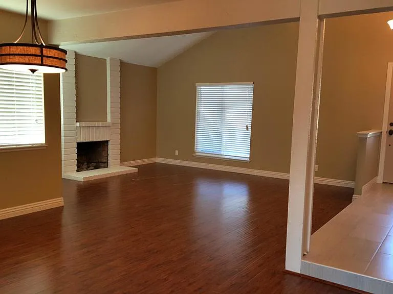 2131 El Rancho Dr — Photo 4