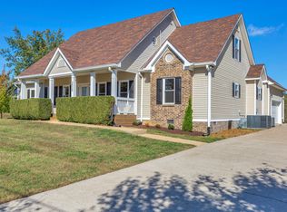 3525 Greystone Dr, Spring Hill, TN 37174