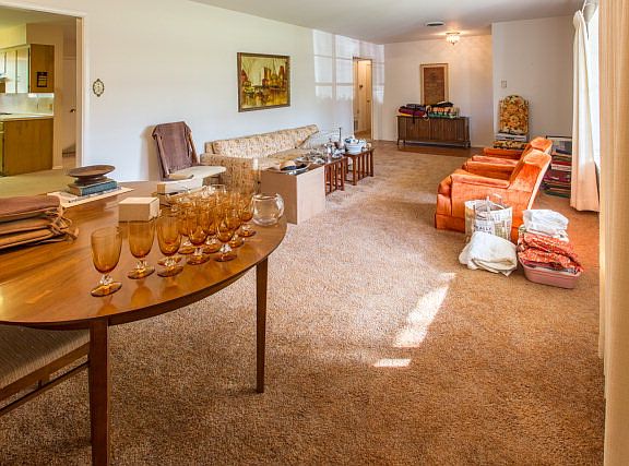3rd image of 709 Overhill Dr