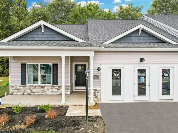3025 Audrey Dr, Greensburg, PA 15601
