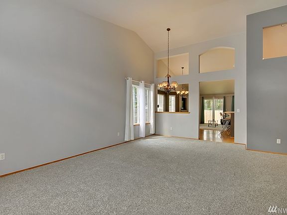4th image of 2707 173rd St E