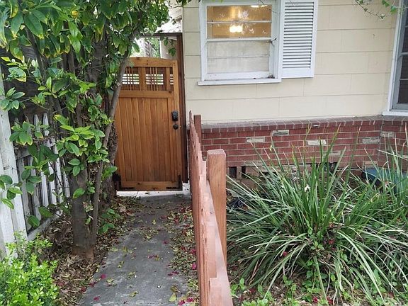3rd image of 2338 Highbury Ave