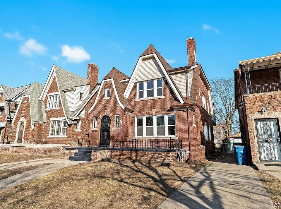 1st image of 17178 Roselawn St #1