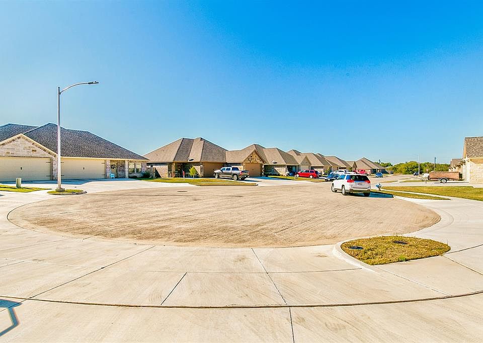 1st image of 4915 Opal Ct