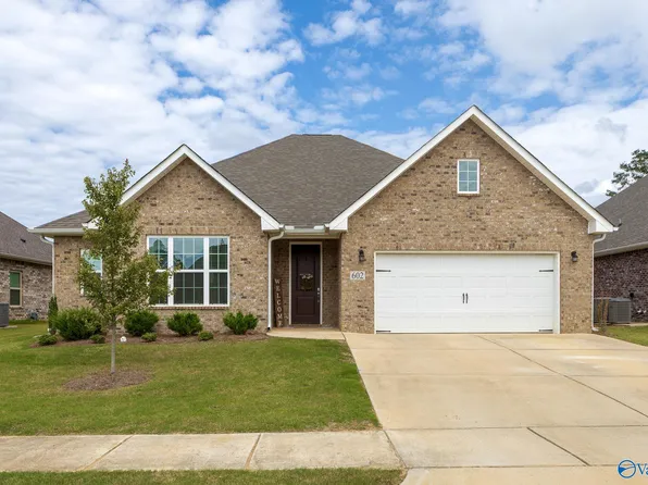 602 Ronnie Dr SE, Hartselle, AL 35640