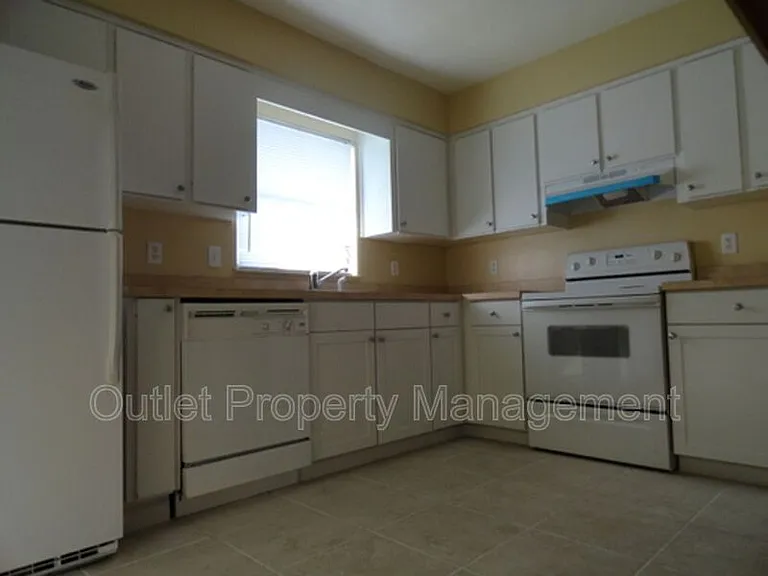 7526 University Garden Dr — Photo 5