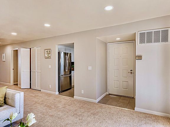 5th image of 611 San Conrado Ter Unit 6