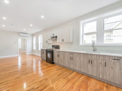 129 Maple Ave #4, Montclair, NJ, 07042