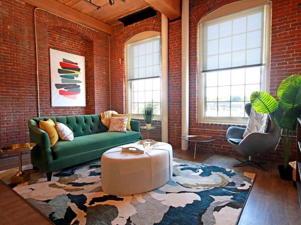 lowell ma pet friendly apartments houses for rent 9 rentals zillow