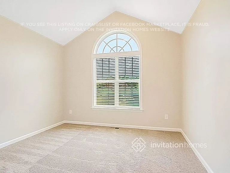 119 Woodsorrell Ct — Photo 12