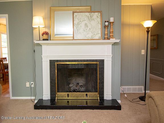 5th image of 2817 Cooley Dr