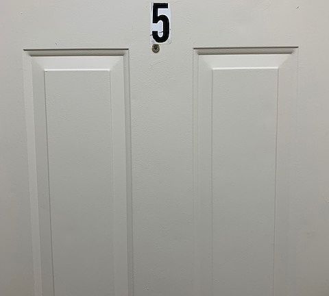 2nd image of 625 N Hyatt St APT 5