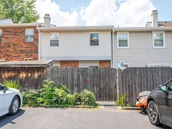 4th image of 7525 Queen Ann Ct