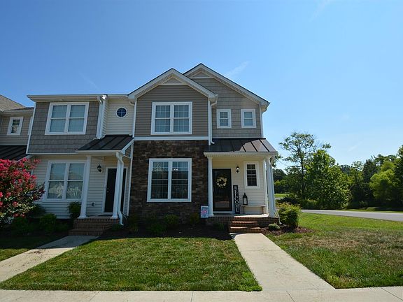 4th image of 220 Rowse Dr