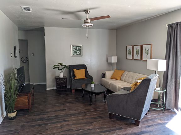 5th image of 2602 Hidden Valley Dr
