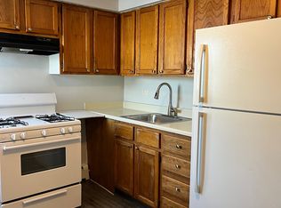 1686 N 1st Ave #2, Melrose Park, IL 60160