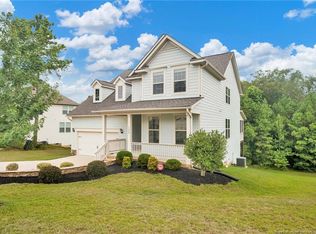 1429 Vergeland Dr, Hope Mills, NC 28348