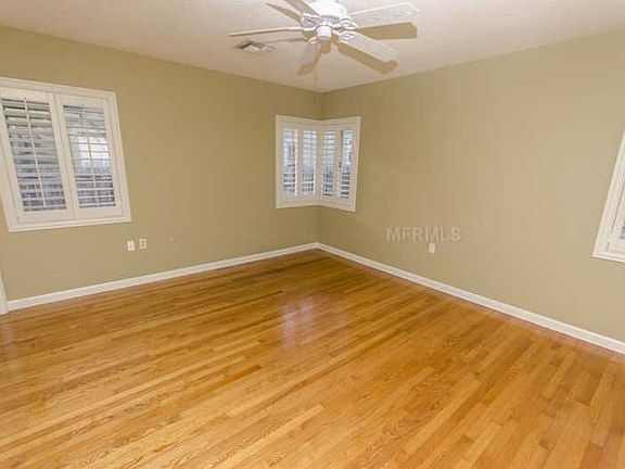 4th image of 1011 E Amelia St