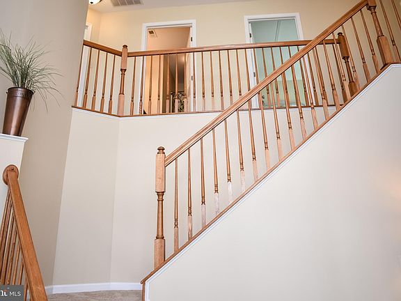 5th image of 641 Corbit Dr