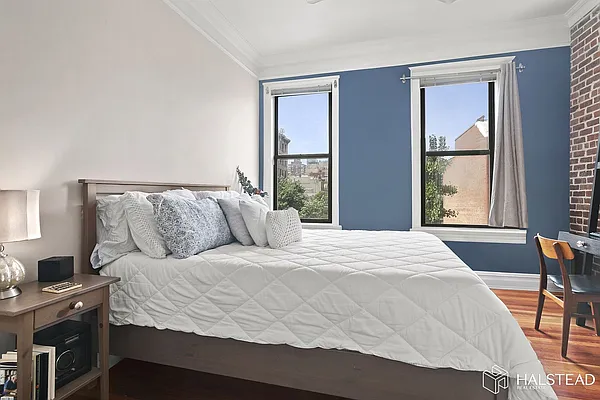 Rented by Halstead Real Estate | media 4